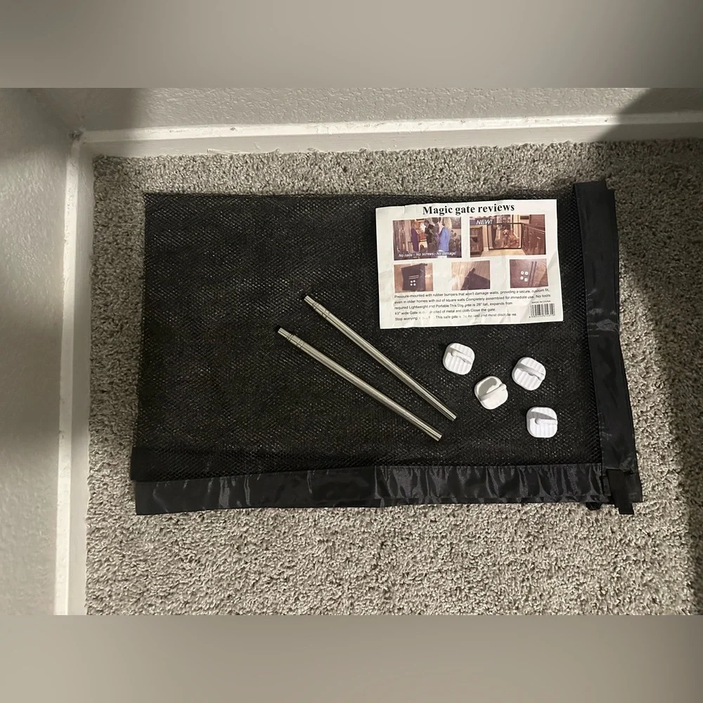 Magic Gate For Dogs 28” tall, expands 46”wide, Used For A Week, Great Condition.